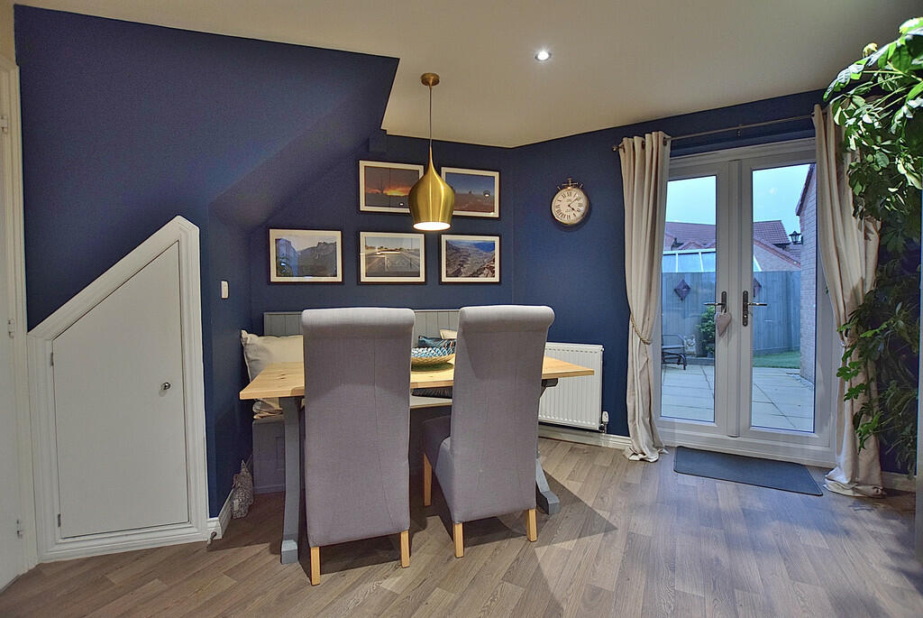 dining area use_0...