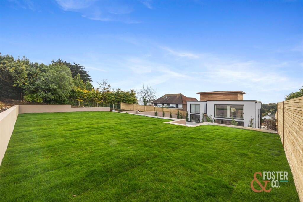 Hill Brow 57 Garden Extra-007.jpg