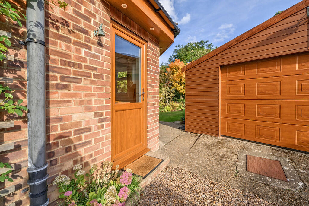 1358046-21-68d536...