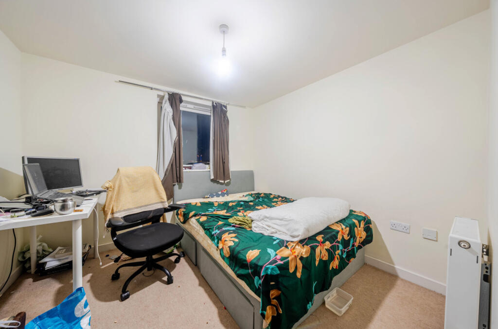 1375186-3-690e368...