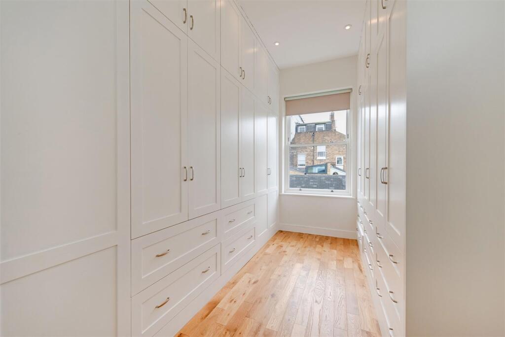 51404 Hi res (5).jpg