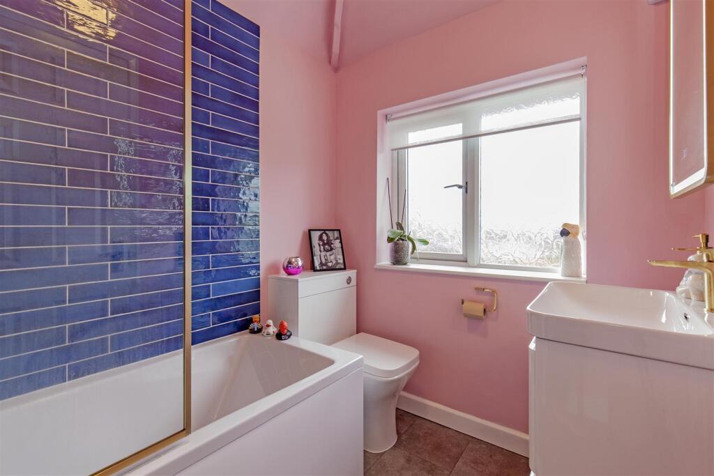 Bathroom-1.jpg