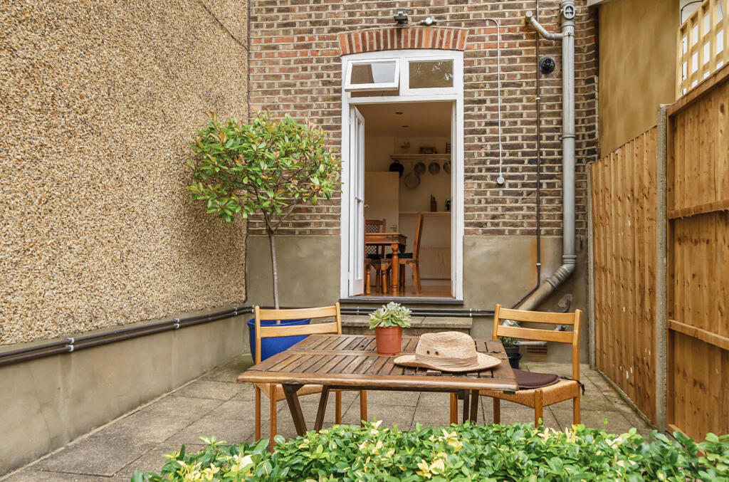 1326335-4-6876910...