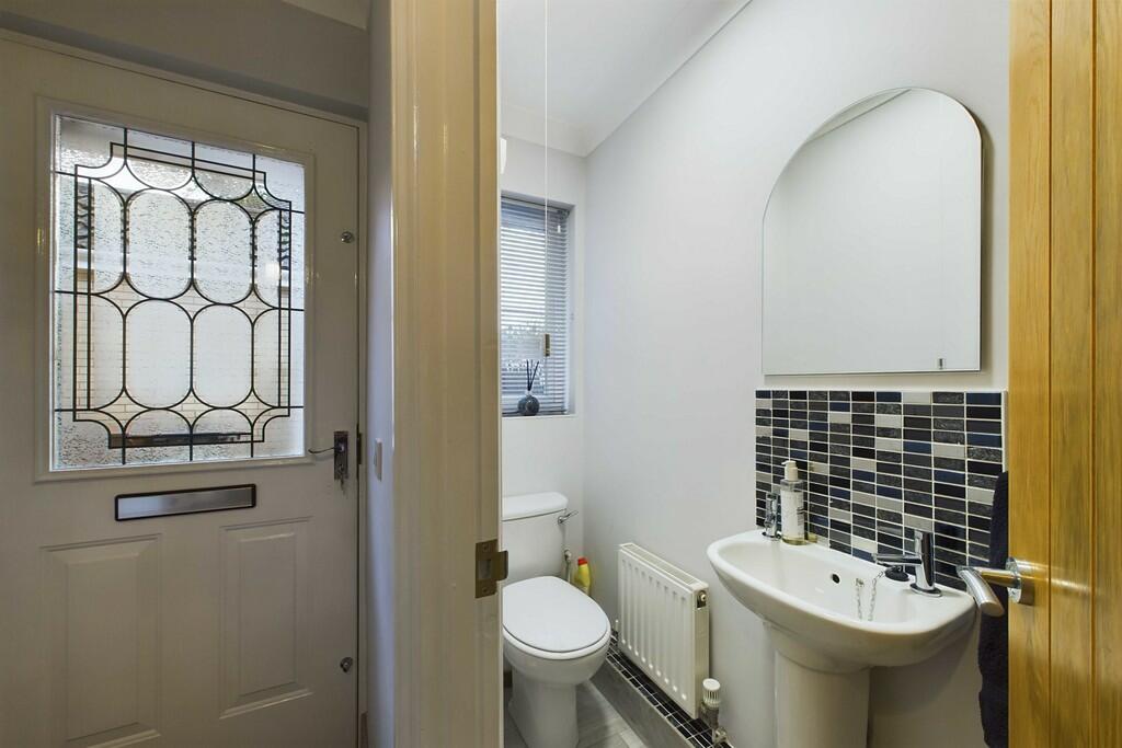 CAM01211G0-PR0123...