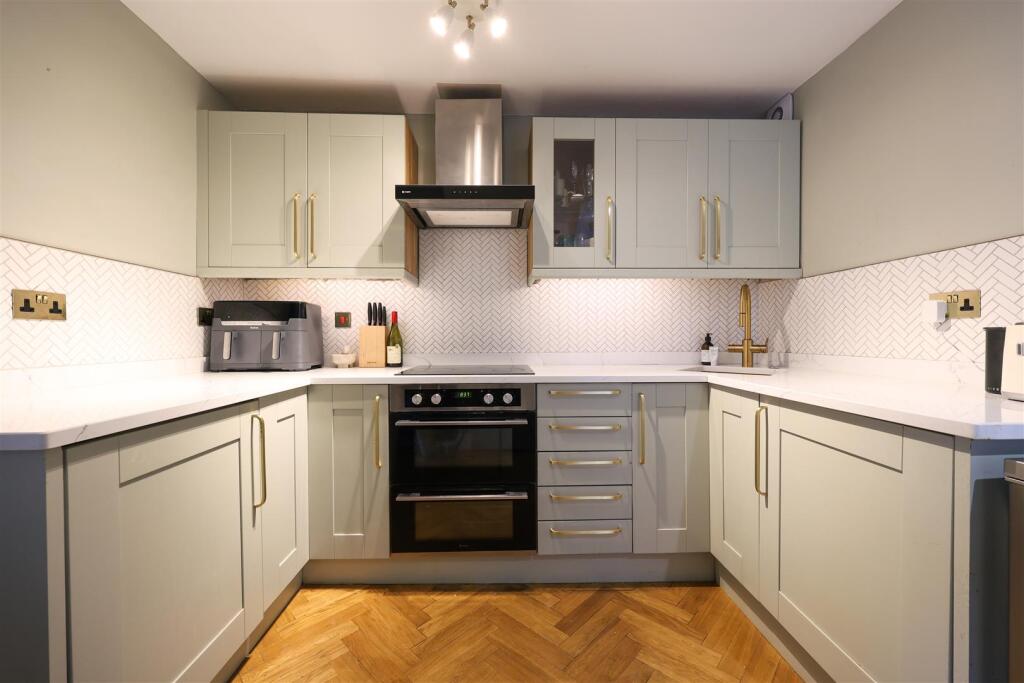 GFF 4 Richmond Terrace 10.JPG