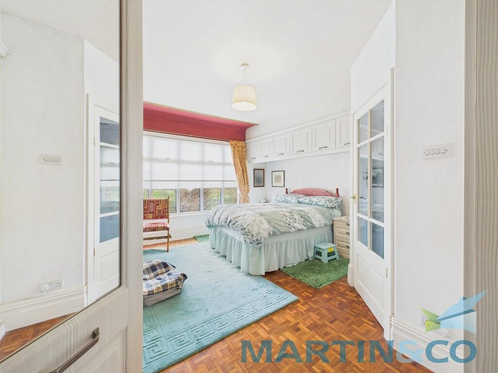 CAM01870G0-PR0161...