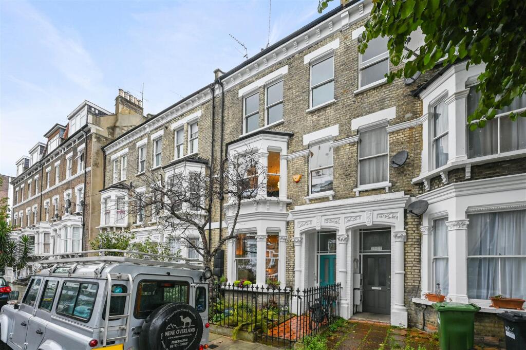 Gratton Road - Exterior1 (1).JPG