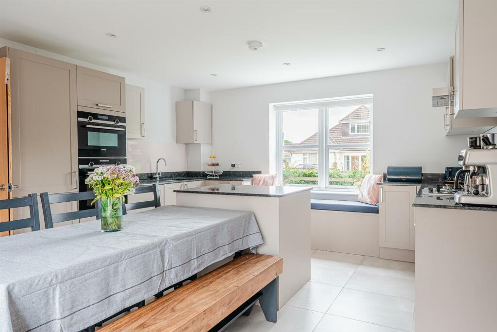 #138 - 1 Silka Rise-18.jpg