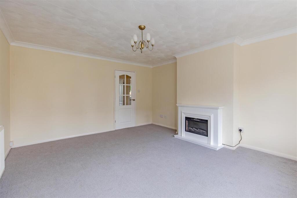 Reception Room-3.jpg