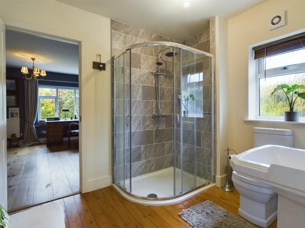 Jack &amp; Jill En-Suite