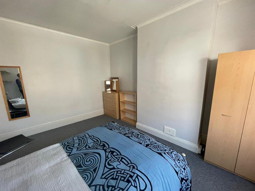 PHOTO-2025-10-13-12-35-47 3.jpg