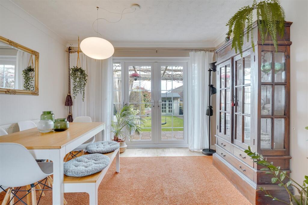 59 George Lambton Ave, Newmarket--13.jpg