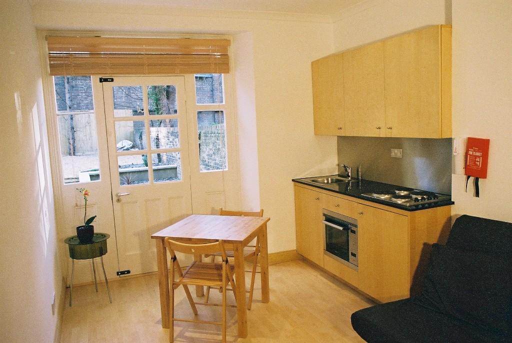 Sutherland Avenue, London, W9