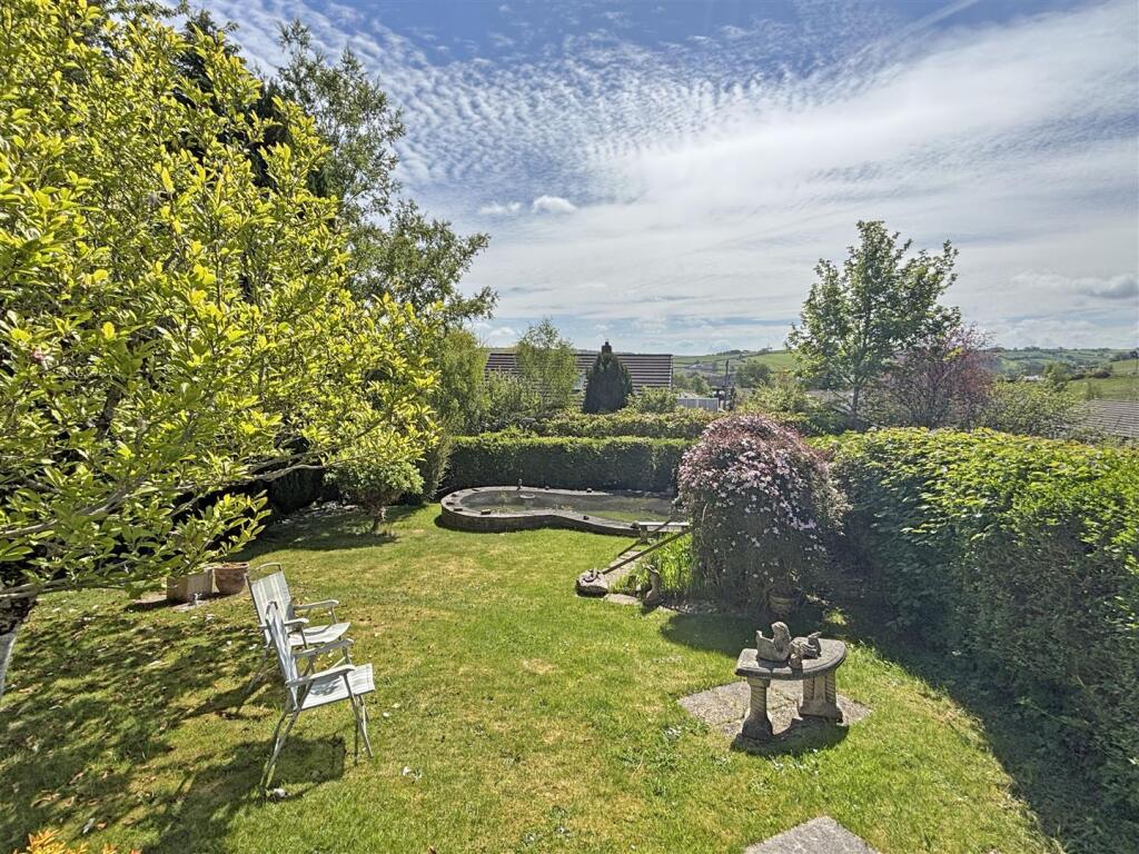 Garden V3.JPG