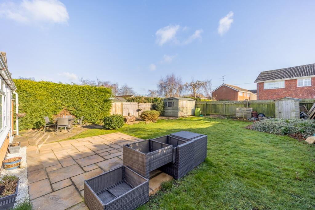 6 Lighton Avenue (Frampton)-10