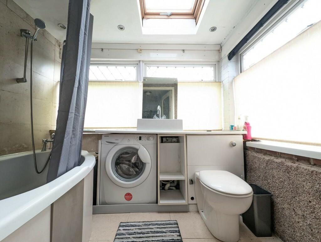 Bathroom2