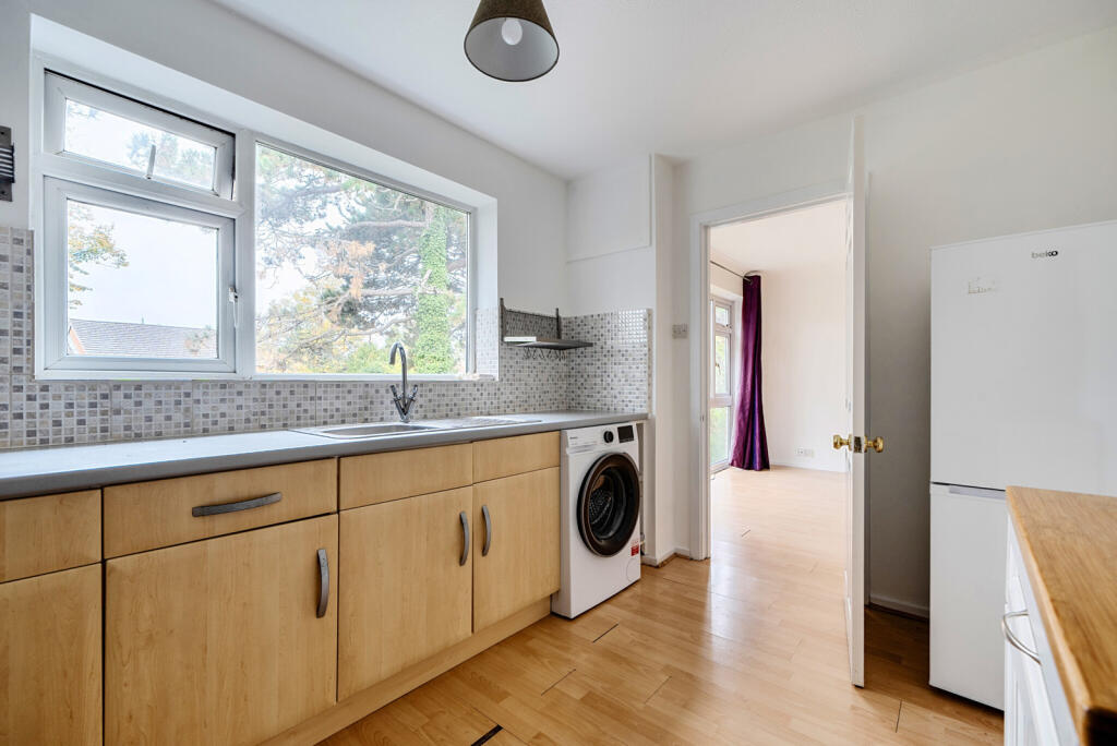 1364352-13-68e631...