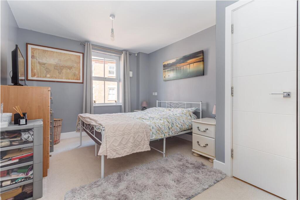 BEdroom-1-3.jpg