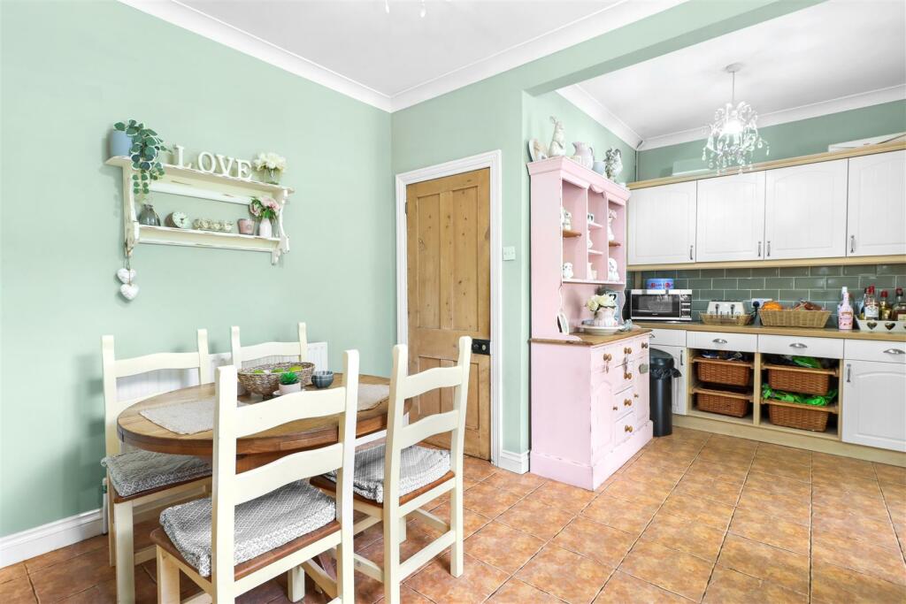 Kitchen Diner
