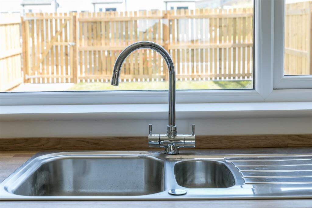 Kitchen Sink Detail