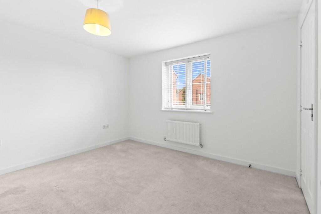 Master Bedroom(2)