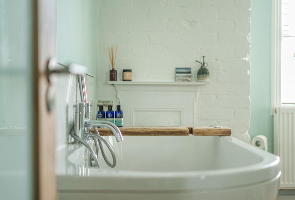 32-682244e217450-...