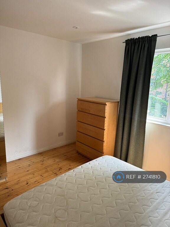 Bedroom 1 Space