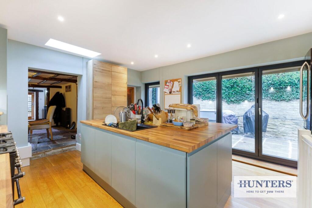 96162_12-Micklefield-Lane-Rawdon (16) - Copy_low.j