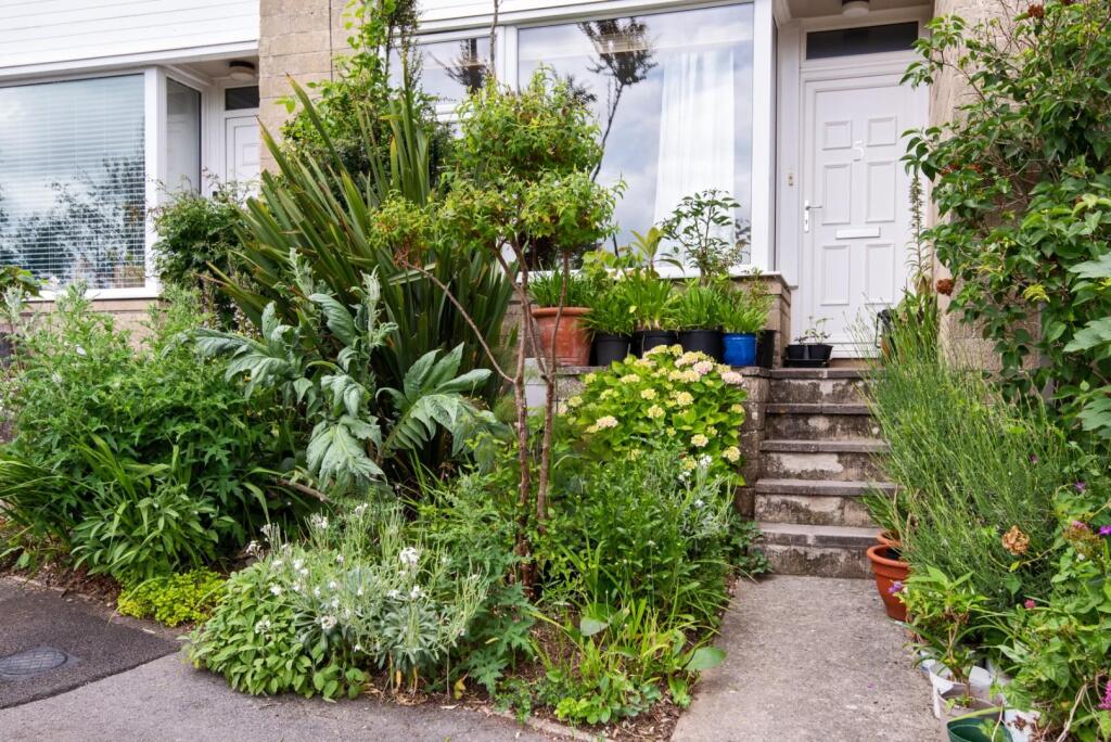 5 Claremont Walk, Bath, BA1 6HB-2.jpg