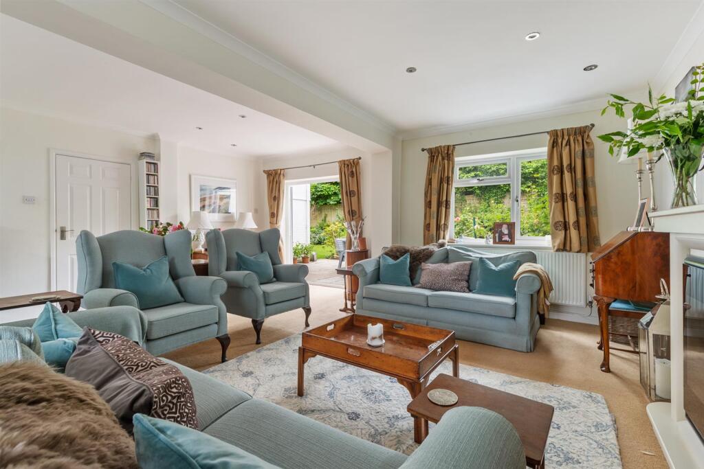 11 Fairwater Road Llandaff-13.jpg