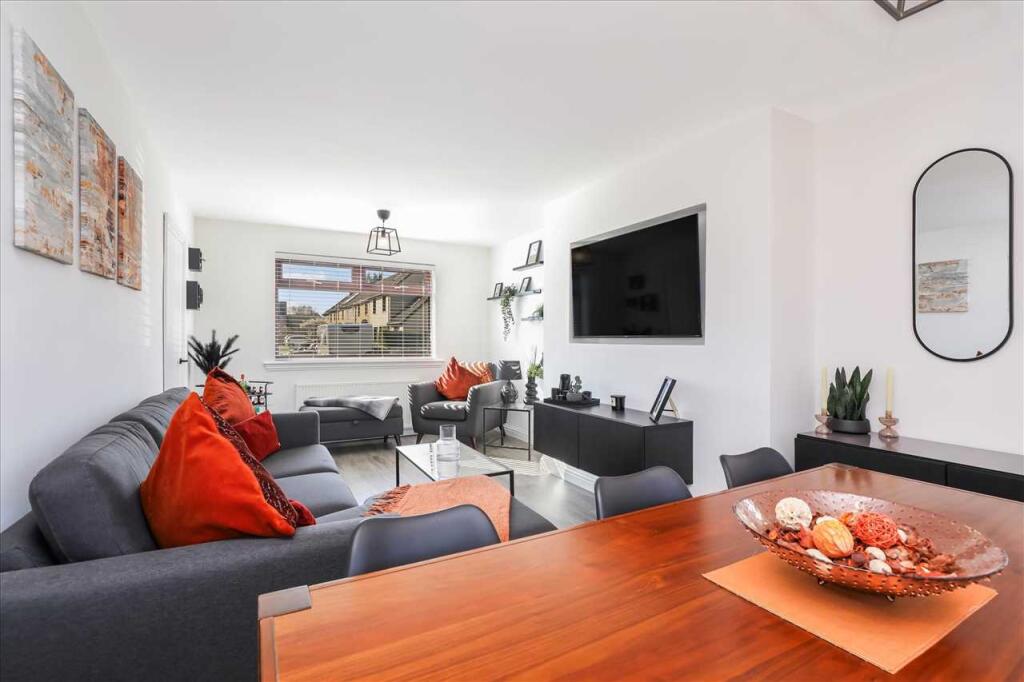 Lounge Dining (1)
