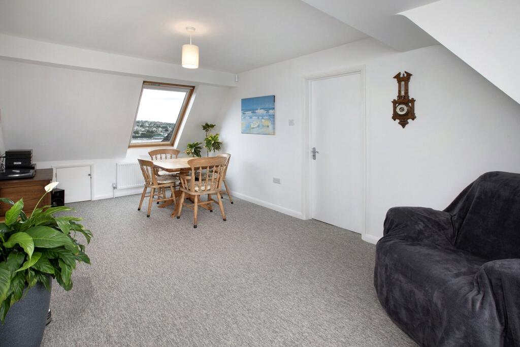 Sitting/Reading Room