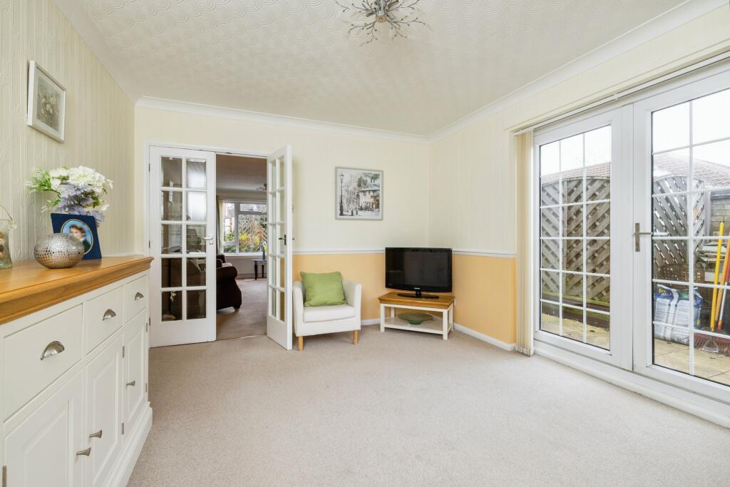 Family Room / Sitting Room