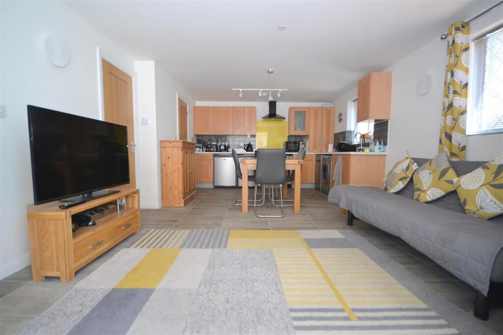 Annexe Lounge/Kitchen