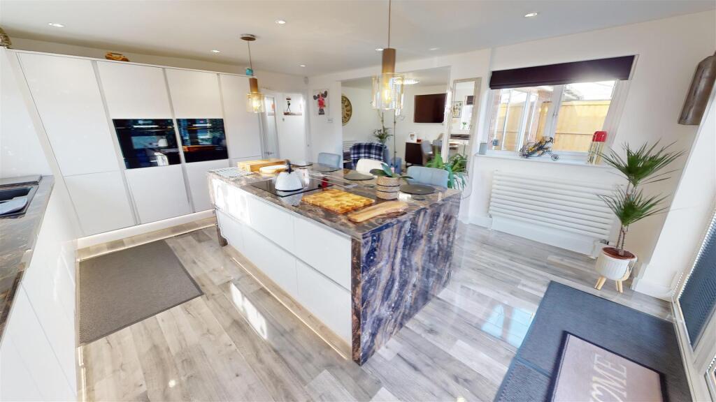 Seacroft Crescent Kitchen