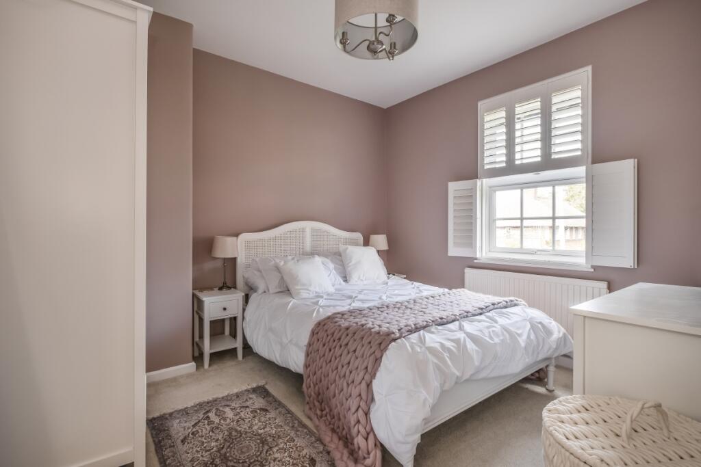 102-Dover-House-R...