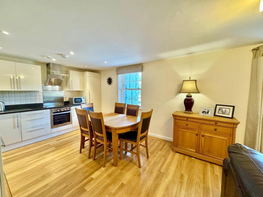 PHOTO-2025-04-13-19-50-41 (13).jpg