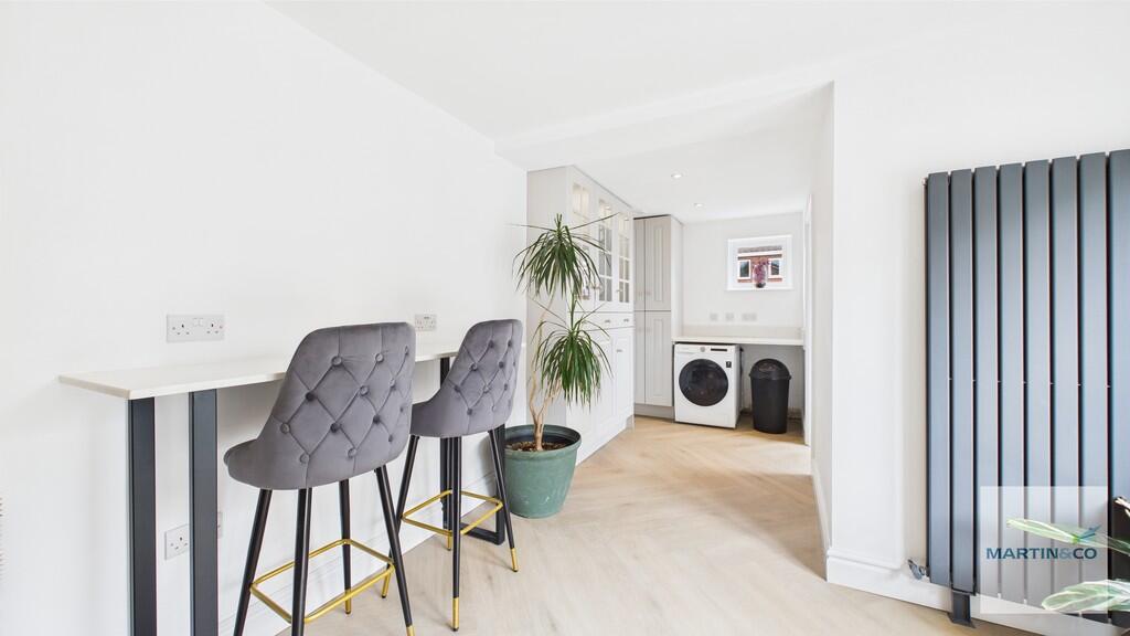 CAM05325G0-PR0028...