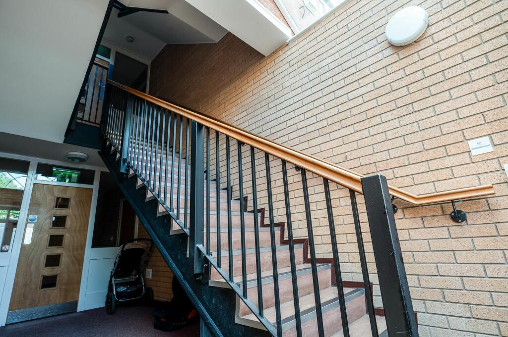 ENTRY WAY AND HALL WAY