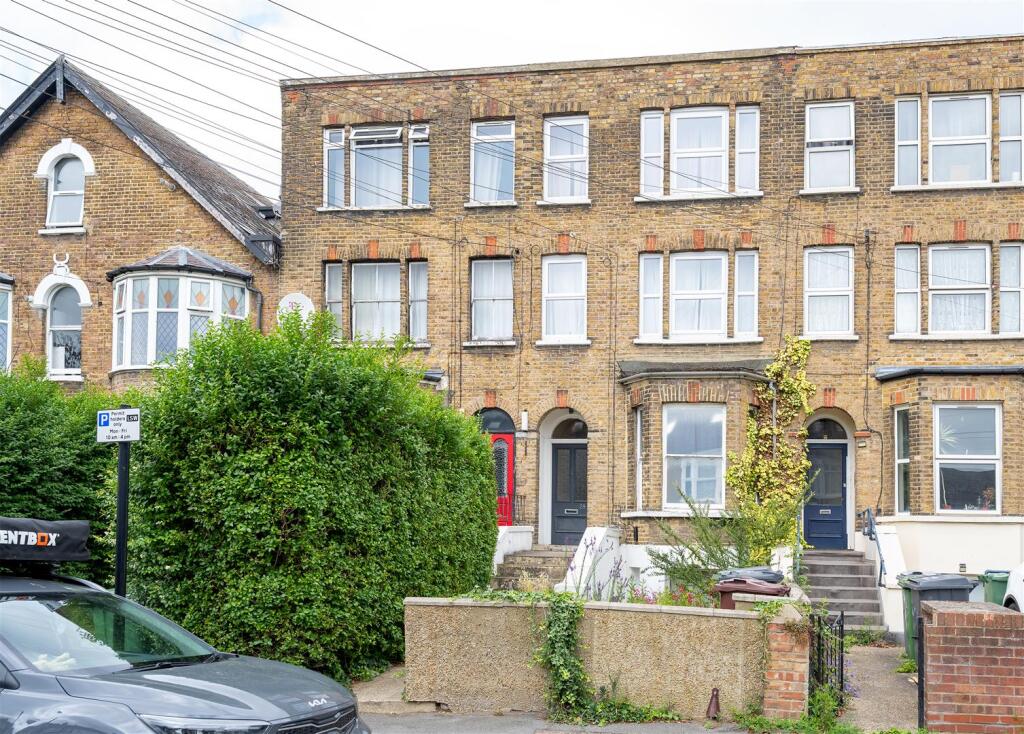 Wallwood Road, E11