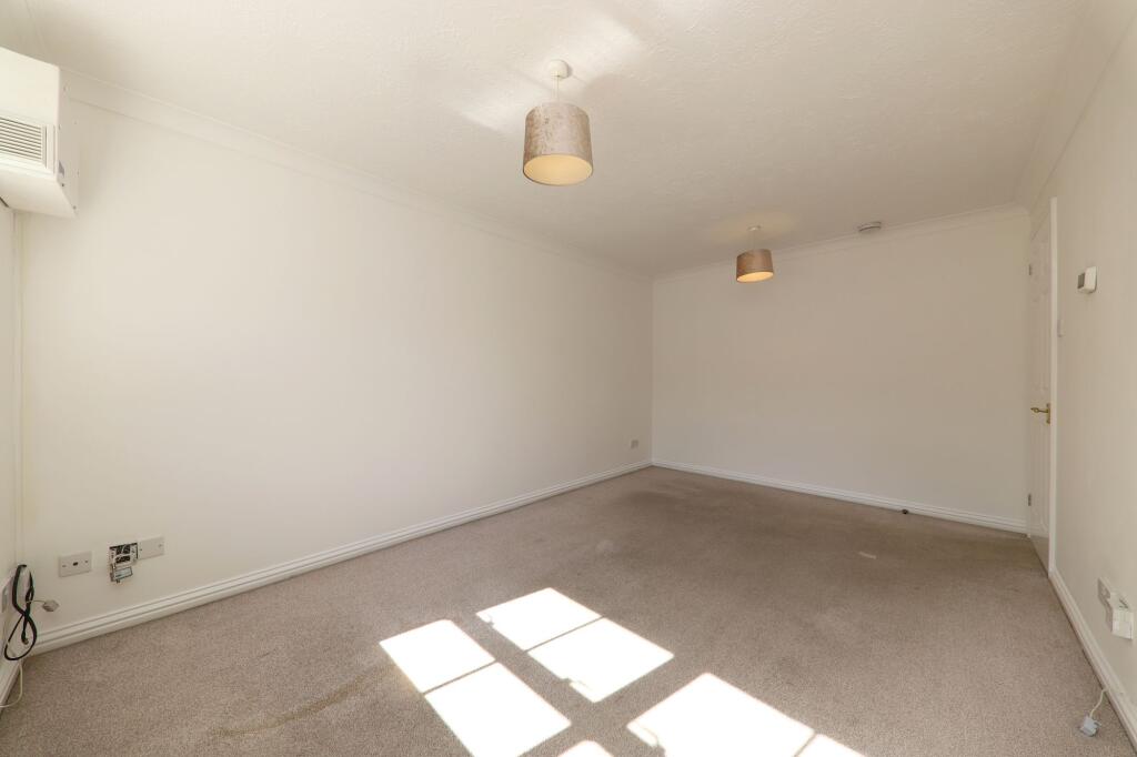 Living Room (2)