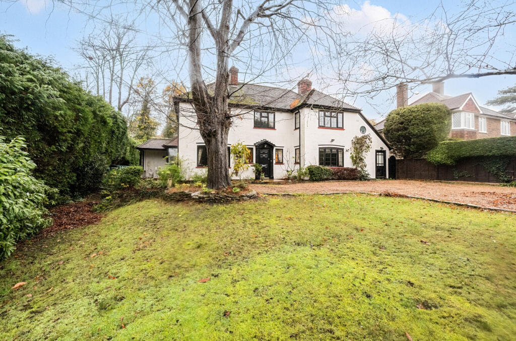 1385762-6-692da36...