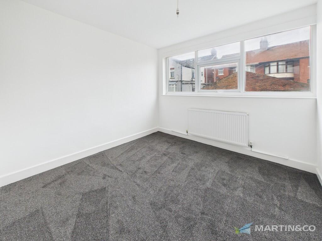 CAM02318G0-PR0554...