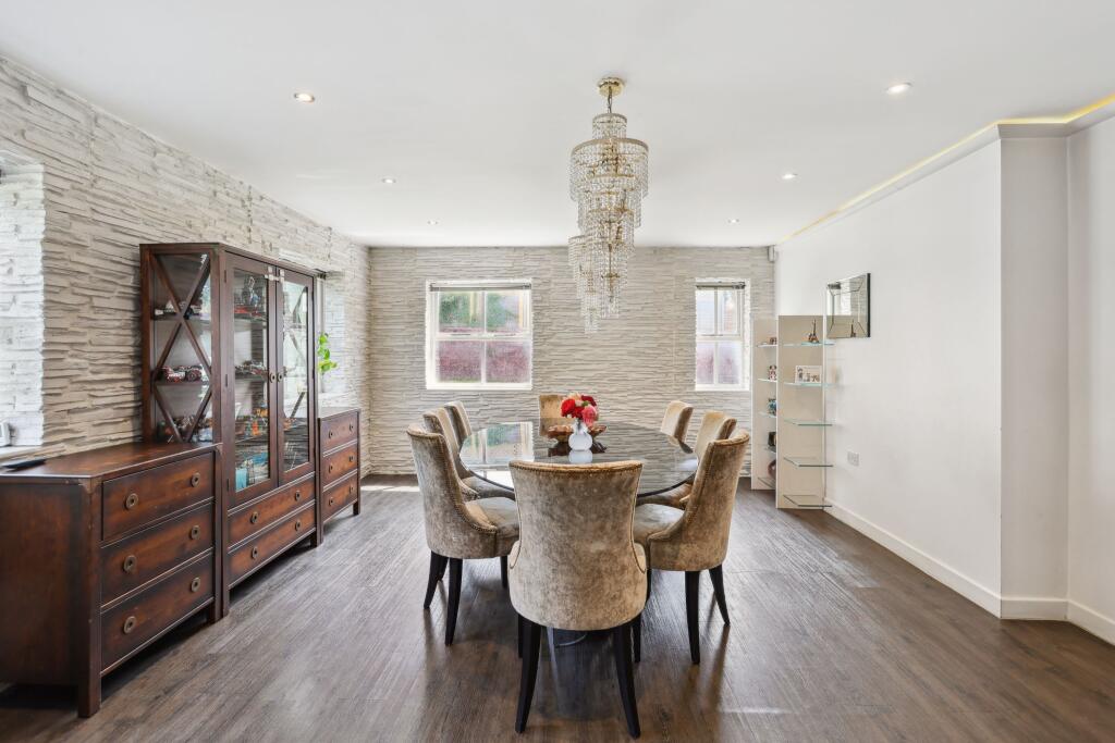 Svetlanas, St. Anns Hill Road, Chertsey, Surrey, KT16 9NN