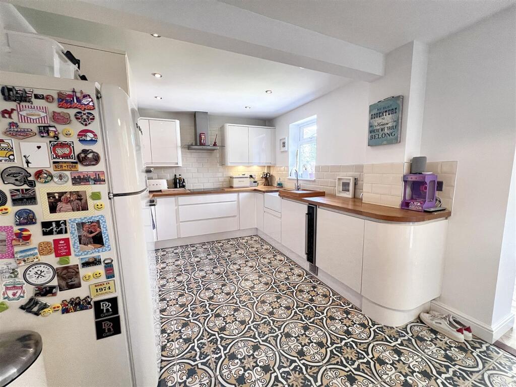 kitchen/dinerr