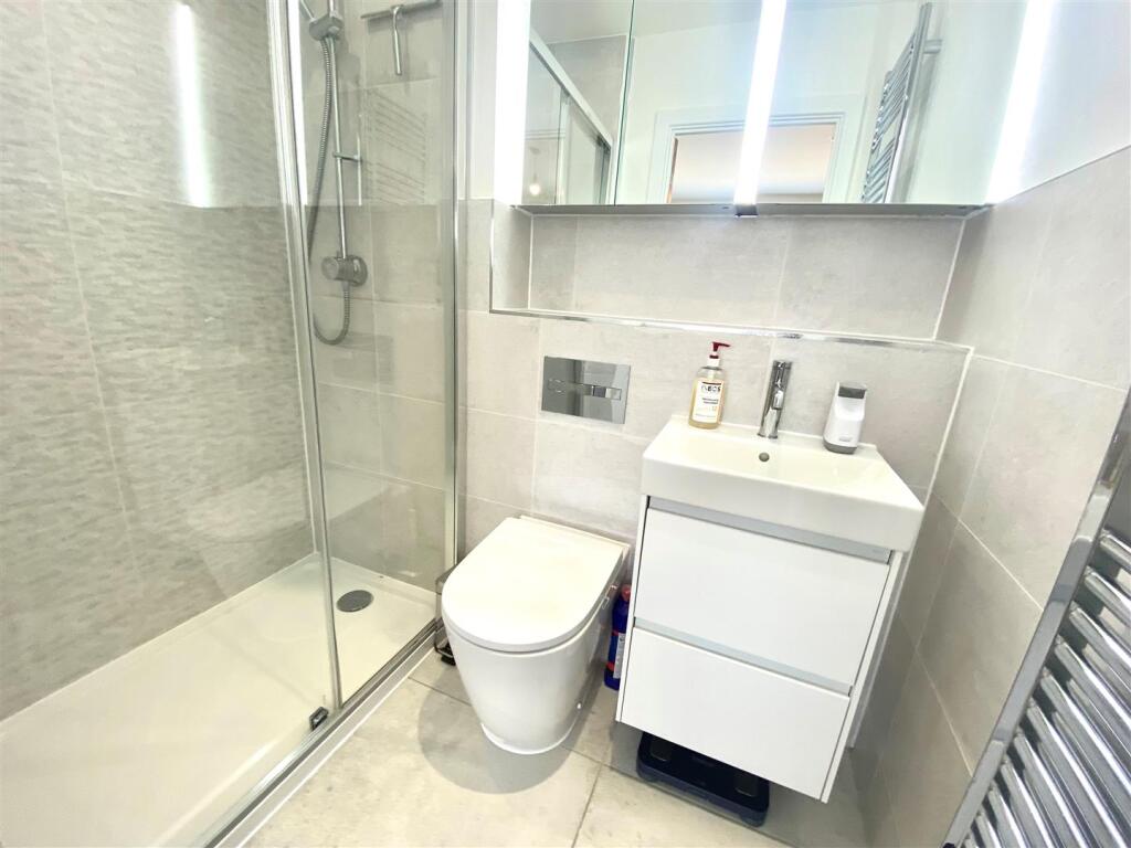 En Suite 27.jpg