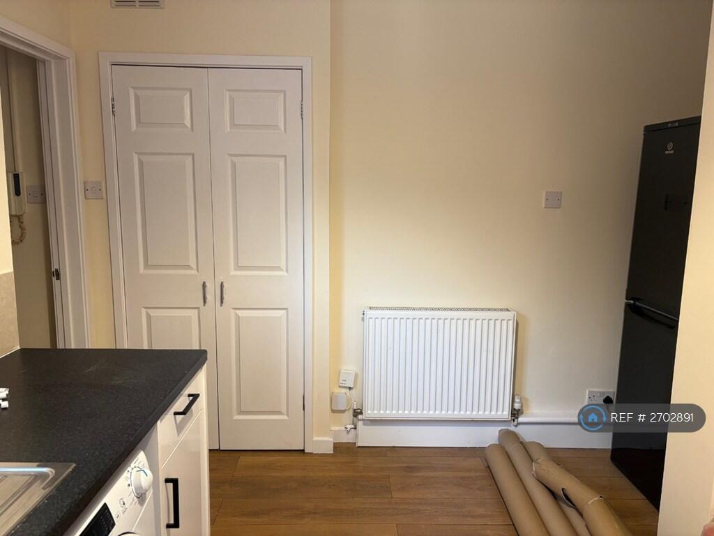 Kitchen / Hallway