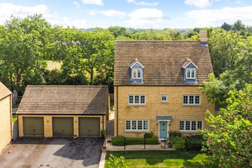 92548_21 June Lewis Way (2).jpg