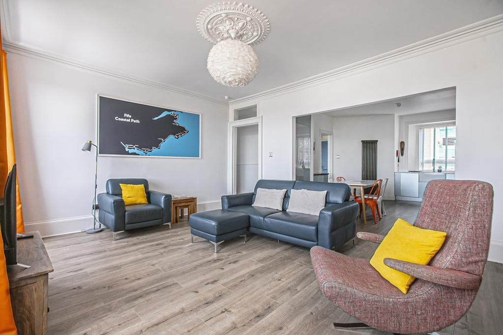 LIVING ROOM AGAIN