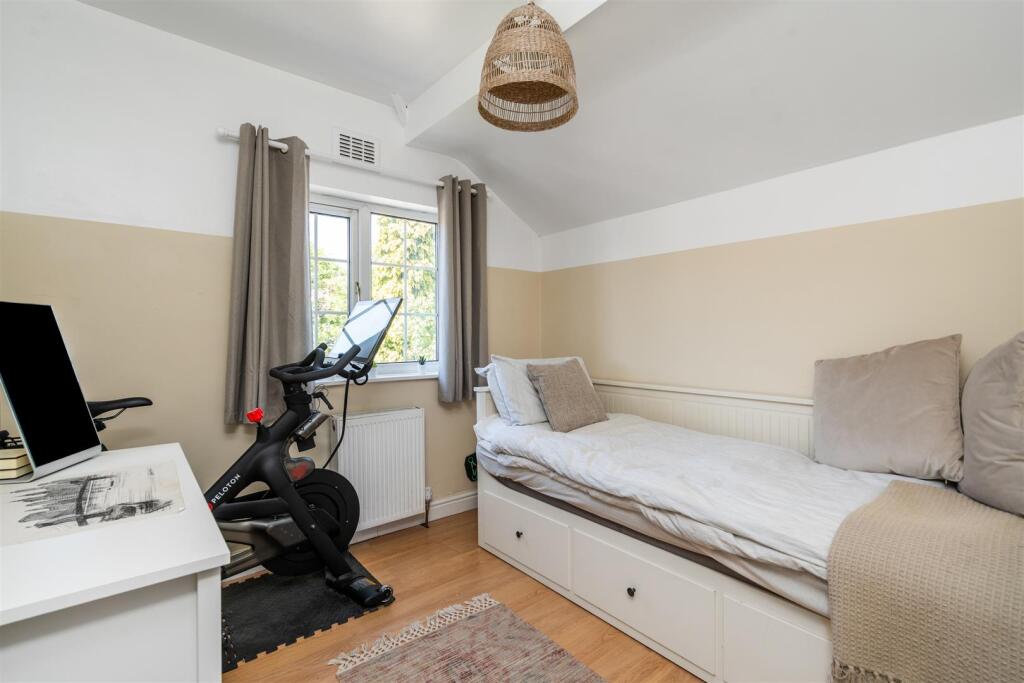 15 Howard Road_6.jpg